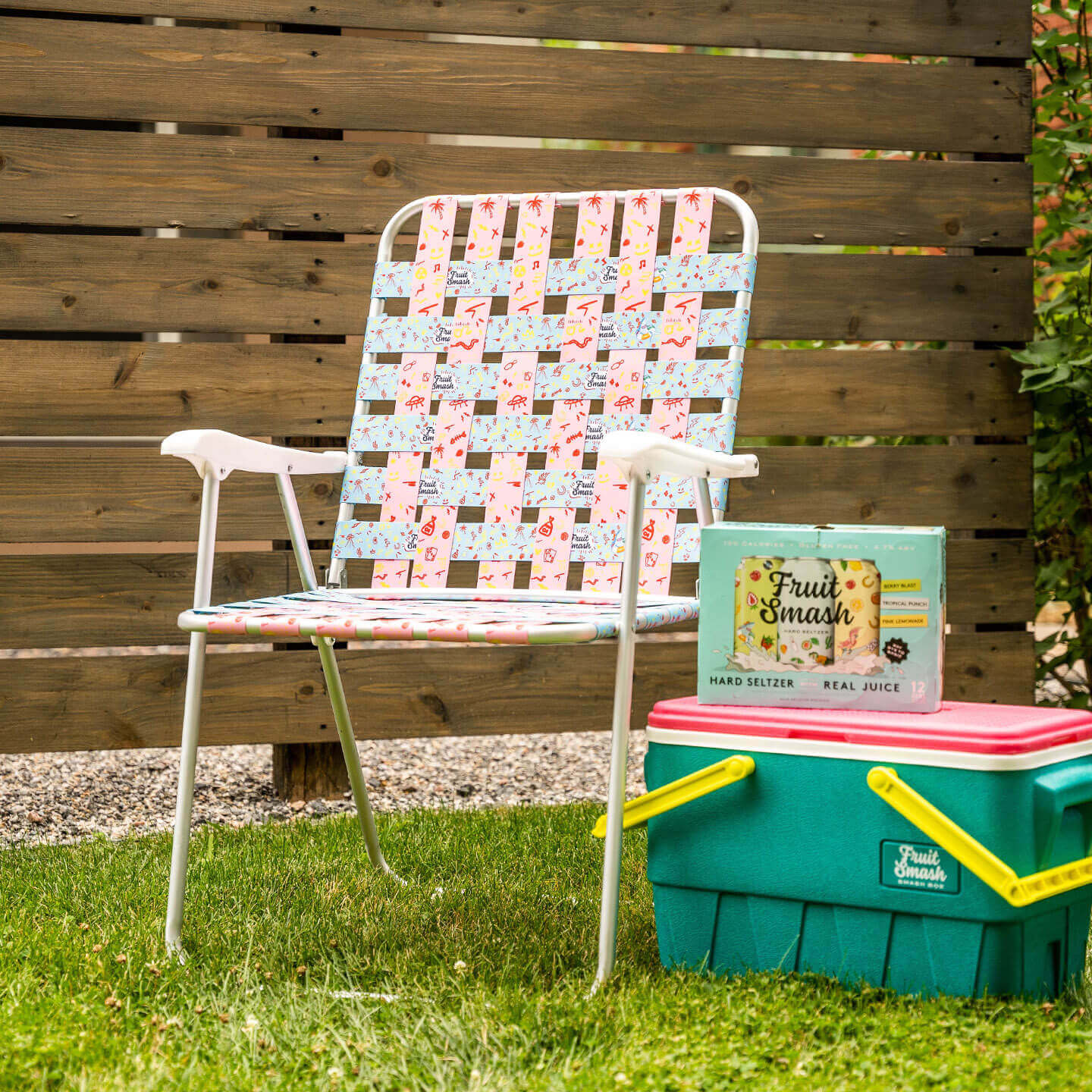 Hard folding outlet chairs